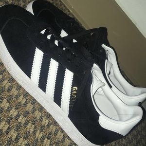 Adidas Gazelle Shoes